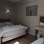 Rega 4*